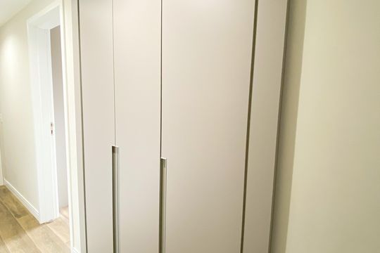 Apartamento na Vila Romana com 3 suítes, varanda e churrasqueira. Piscina no condomínio. Excelente compra! — Corredor