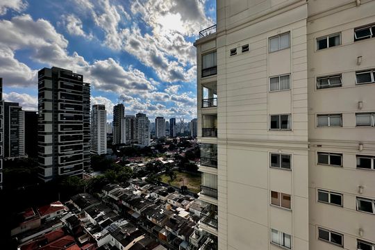 Apartamento para comprar na Cidade Monções com 3 quartos e varanda. — Vista Suíte 3