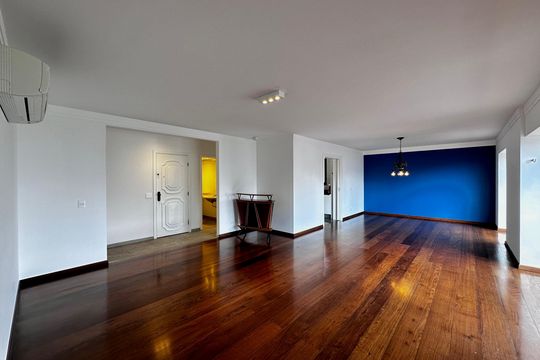 Apartamento para comprar na Cidade Monções com 3 quartos e varanda. — Sala