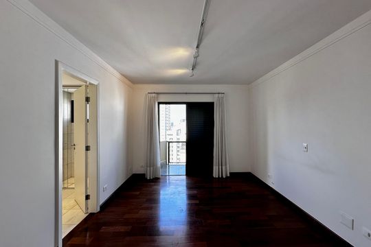 Apartamento para comprar na Cidade Monções com 3 quartos e varanda. — Suíte 1