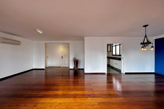 Apartamento para comprar na Cidade Monções com 3 quartos e varanda. — Sala
