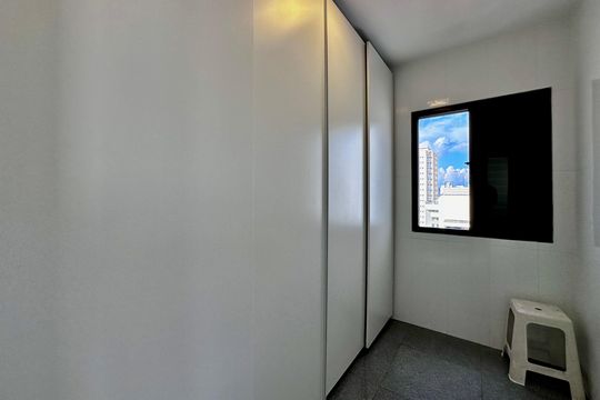 Apartamento para comprar na Cidade Monções com 3 quartos e varanda. — Quarto de Serviço