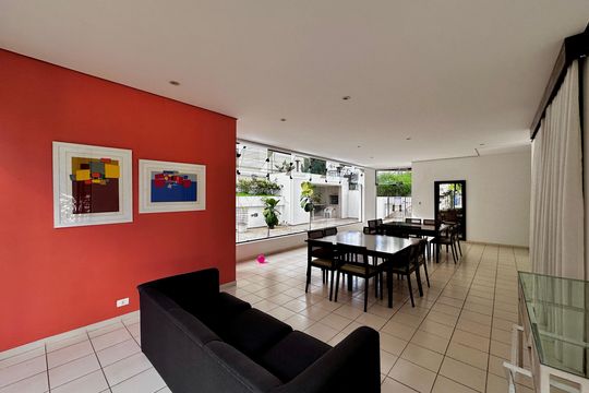Apartamento para comprar na Cidade Monções com 3 quartos e varanda. — Salão de Festas
