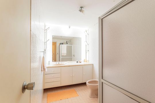 Apartamento à venda, com 128 m², 3 quartos e 2 vagas — Banheiro 1