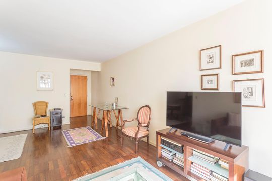 Apartamento à venda, com 128 m², 3 quartos e 2 vagas — Sala