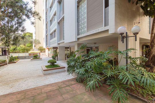 Apartamento à venda, com 128 m², 3 quartos e 2 vagas — Área comum