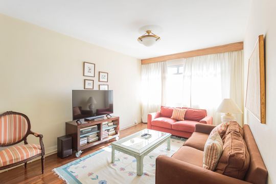Apartamento à venda, com 128 m², 3 quartos e 2 vagas — Sala