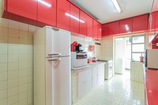 Apartamento à venda, com 128 m², 3 quartos e 2 vagas — Cozinha