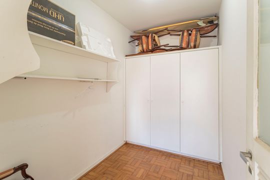 Apartamento à venda, com 128 m², 3 quartos e 2 vagas — Quarto de Serviço