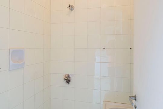 Apartamento à venda, com 128 m², 3 quartos e 2 vagas — Banheiro de serviço
