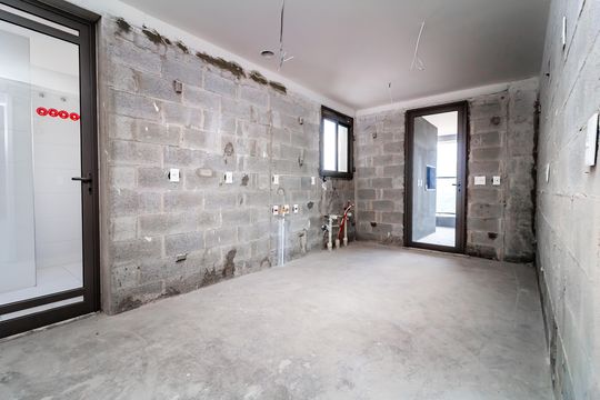 Apartamento com 4 quartos, varanda e academia no condomínio. Ideal para comprar e ter animais. — Cozinha