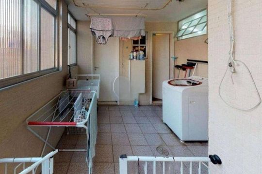 Apartamento em Perdizes com 4 quartos, varanda gourmet e piscina no condomínio. Ideal para compra. — foto 17