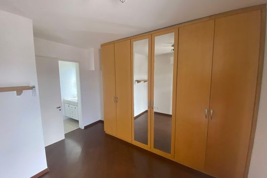 Apartamento mobiliado com 3 quartos, varanda gourmet, academia e piscina no condomínio. Ideal para comprar! — foto 6