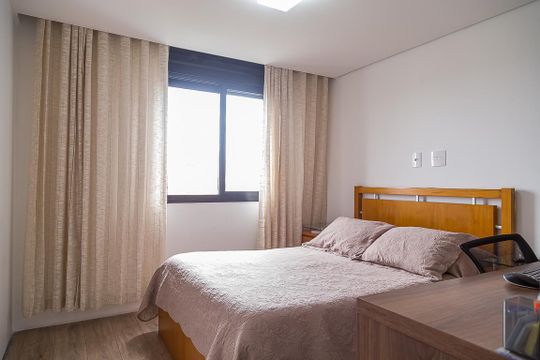 Apartamento com 3 quartos, 2 suítes e varanda gourmet. Ideal para compra e perfeito para animais de estimação. — Suíte 3