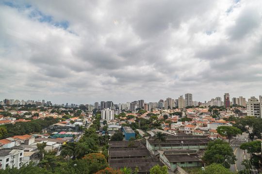 Apartamento com 3 quartos, 2 suítes e varanda gourmet. Ideal para compra e perfeito para animais de estimação. — Vista da Cobertura - Espaço Gourmet
