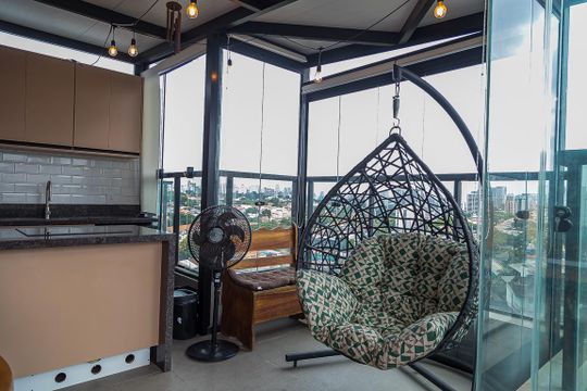 Apartamento com 3 quartos, 2 suítes e varanda gourmet. Ideal para compra e perfeito para animais de estimação. — Cobertura - Espaço Gourmet