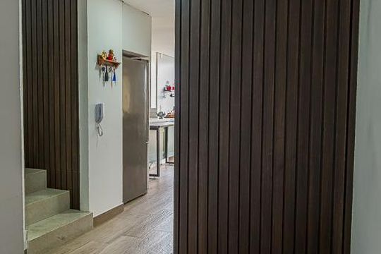 Apartamento com 3 quartos, 2 suítes e varanda gourmet. Ideal para compra e perfeito para animais de estimação. — Corredor da Sala