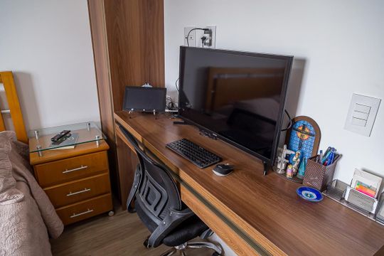 Apartamento com 3 quartos, 2 suítes e varanda gourmet. Ideal para compra e perfeito para animais de estimação. — Suíte 3