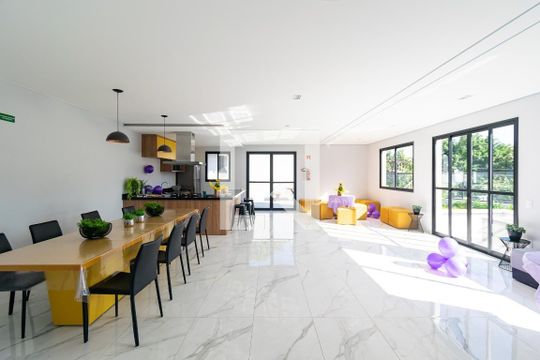 Apartamento com 3 quartos, 2 suítes e varanda gourmet. Ideal para compra e perfeito para animais de estimação. — Área comum - Salão de festas