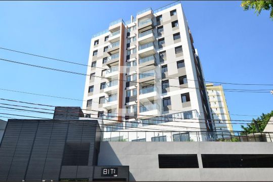 Apartamento com 3 quartos, 2 suítes e varanda gourmet. Ideal para compra e perfeito para animais de estimação. — Fachada