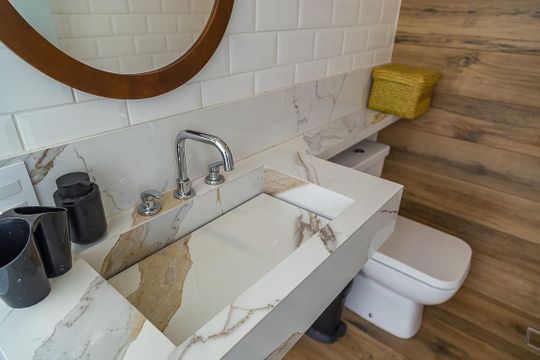 Apartamento com 3 quartos, 2 suítes e varanda gourmet. Ideal para compra e perfeito para animais de estimação. — Banheiro da Cobertura