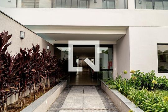 Apartamento com 3 quartos, 2 suítes e varanda gourmet. Ideal para compra e perfeito para animais de estimação. — Hall de Entrada