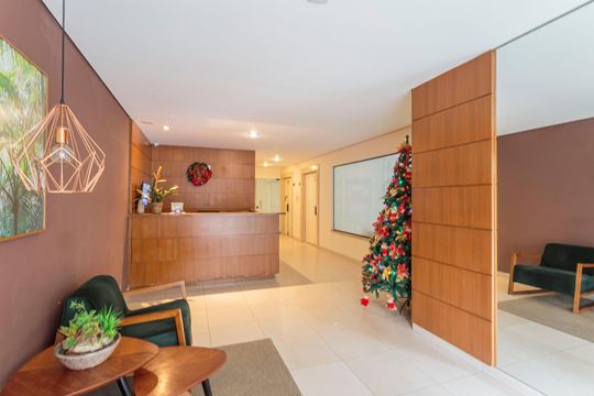 Apartamento à venda, com 188 m², 3 quartos e 2 vagas — Hall social