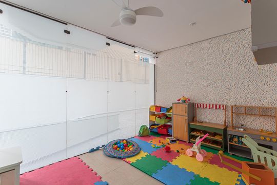 Apartamento à venda, com 188 m², 3 quartos e 2 vagas — Brinquedoteca