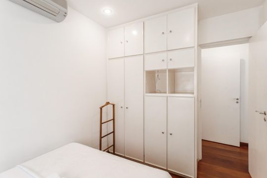 Apartamento à venda, com 188 m², 3 quartos e 2 vagas — Quarto
