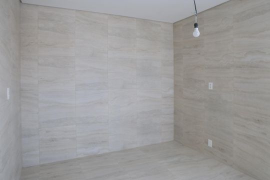 Apartamento à venda, com 312 m², 3 quartos e 4 vagas — Quarto de Serviço