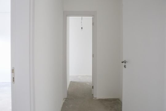 Apartamento à venda, com 312 m², 3 quartos e 4 vagas — Corredor