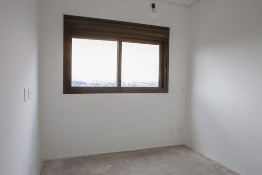 Apartamento à venda, com 312 m², 3 quartos e 4 vagas — Suíte 2