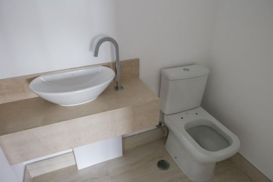 Apartamento à venda, com 312 m², 3 quartos e 4 vagas — Lavabo