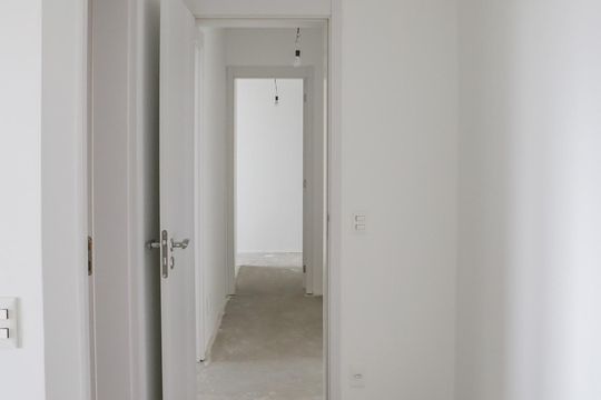 Apartamento à venda, com 312 m², 3 quartos e 4 vagas — Corredor