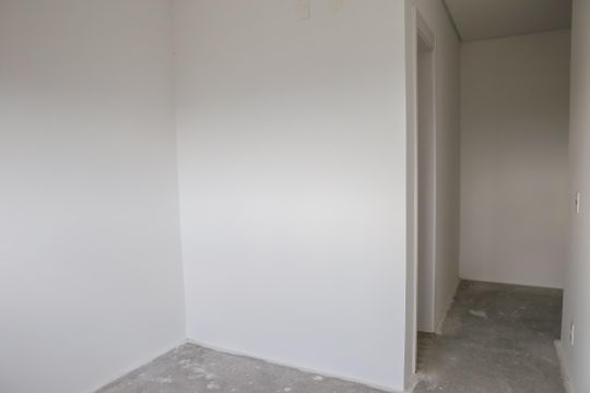 Apartamento à venda, com 312 m², 3 quartos e 4 vagas — Suíte 2