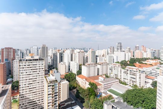 Apartamento à venda, com 312 m², 3 quartos e 4 vagas — Vista