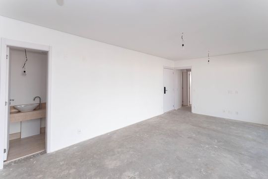 Apartamento à venda, com 312 m², 3 quartos e 4 vagas — Sala