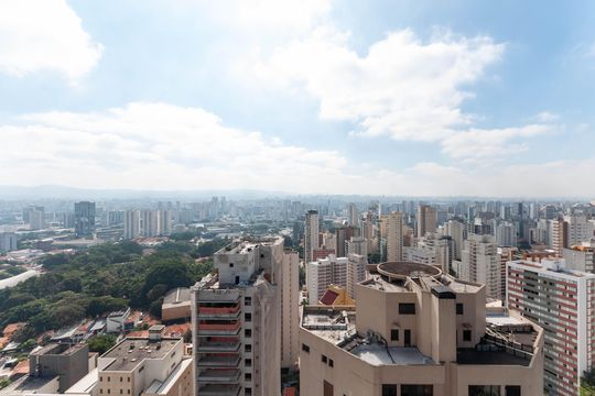 Apartamento à venda, com 312 m², 3 quartos e 4 vagas — Vista