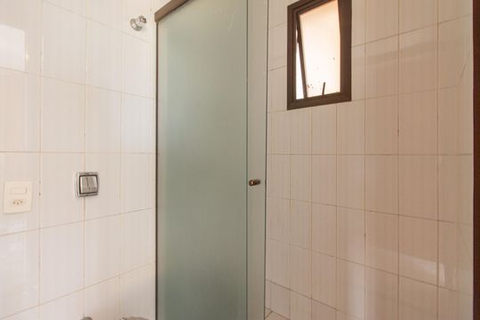 Venda de apartamento com 3 quartos, churrasqueira, piscina e jardim. — Cobertura