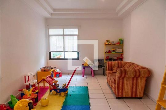 Venda de apartamento com 3 quartos, churrasqueira, piscina e jardim. — Área comum - Brinquedoteca