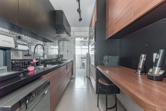 Apartamento à venda, com 110 m², 3 quartos e 2 vagas — Cozinha