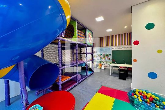Apartamento à venda, com 110 m², 3 quartos e 2 vagas — Área comum - Brinquedoteca