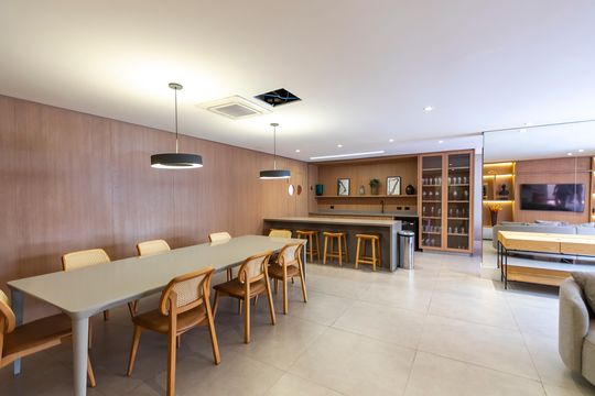 Apartamento mobiliado à venda na Cidade Monções, com 4 quartos, varanda e piscina no condomínio. — Área comum - Salão de Festas