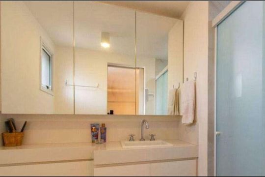 Venda de apartamento mobiliado em Pinheiros com 3 quartos, varanda e piscina no condomínio. — foto 6