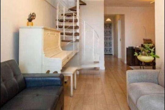 Venda de apartamento mobiliado em Pinheiros com 3 quartos, varanda e piscina no condomínio. — foto 4