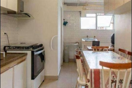 Venda de apartamento mobiliado em Pinheiros com 3 quartos, varanda e piscina no condomínio. — foto 7