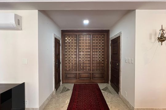 Apartamento à venda com 4 quartos, sendo 3 suítes. Ideal para quem busca conforto e praticidades. — Entrada