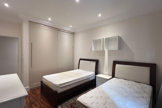 Apartamento à venda com 4 quartos, sendo 3 suítes. Ideal para quem busca conforto e praticidades. — Quarto 1