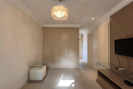 Apartamento à venda com 4 quartos, sendo 3 suítes. Ideal para quem busca conforto e praticidades. — Suite 3