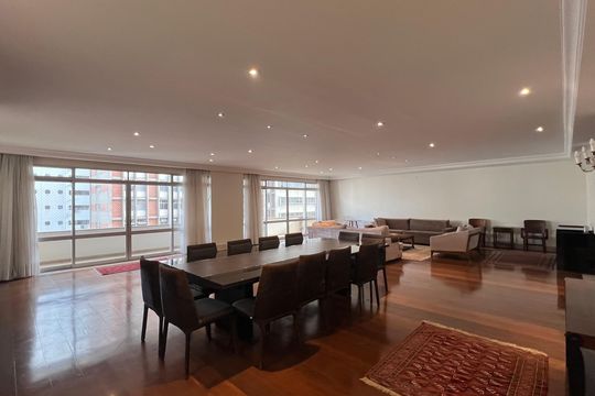 Apartamento à venda com 4 quartos, sendo 3 suítes. Ideal para quem busca conforto e praticidades. — Salas
